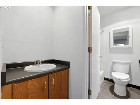 285 Cervantes Lake Oswego OR 97035