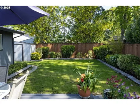 1700 N Gemini Street Newberg OR 97132