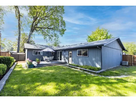 1700 N Gemini Street Newberg OR 97132