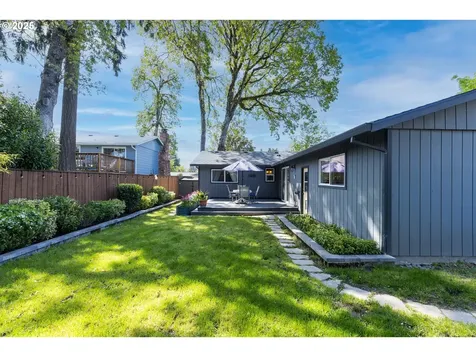 1700 N Gemini Street Newberg OR 97132