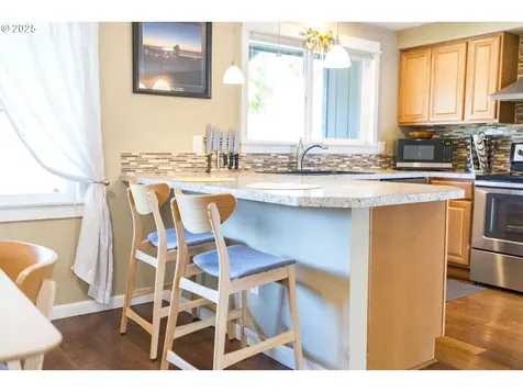 1700 N Gemini Street Newberg OR 97132