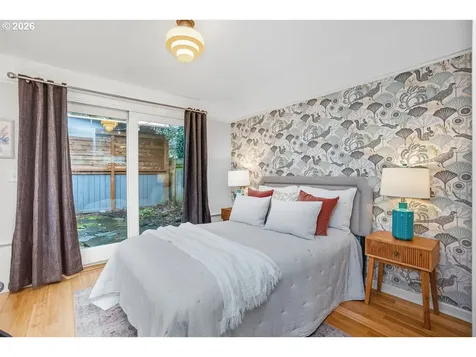5851 NE 16th Avenue Portland OR 97211