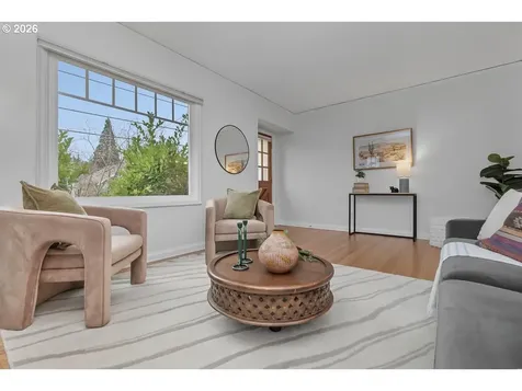 5851 NE 16th Avenue Portland OR 97211