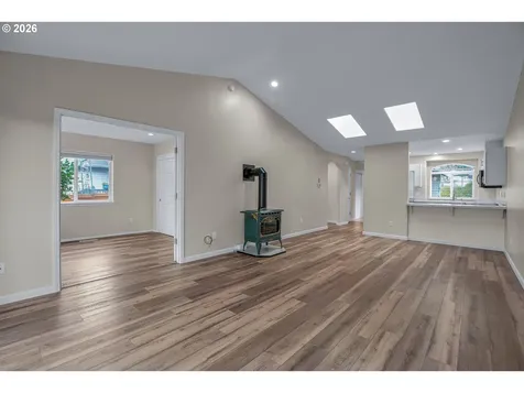811 NW Meadows Drive Mcminnville OR 97128