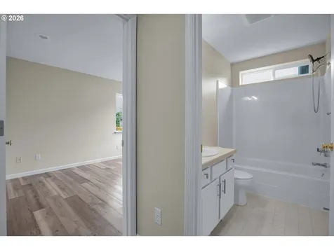 811 NW Meadows Drive Mcminnville OR 97128