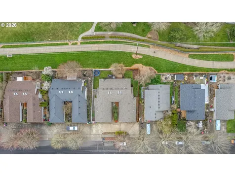 811 NW Meadows Drive Mcminnville OR 97128