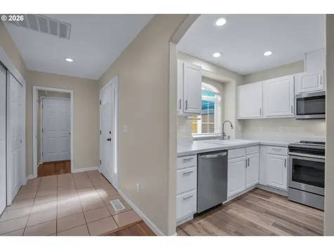 811 NW Meadows Drive Mcminnville OR 97128