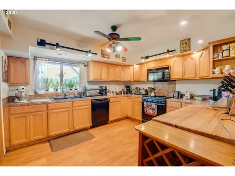 24810 NW Turner Creek Road Yamhill OR 97148