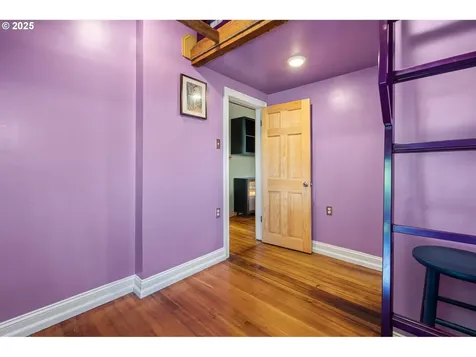 8607 N Curtis Avenue Portland OR 97217