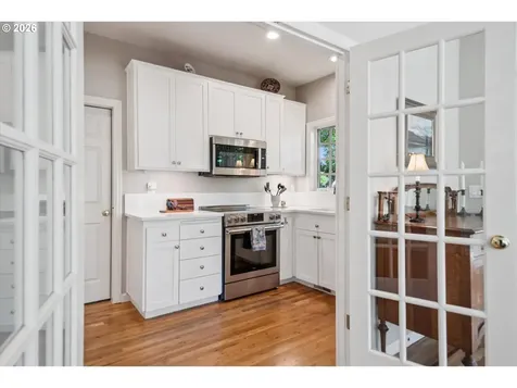 9931 NW Abbey Road Portland OR 97229