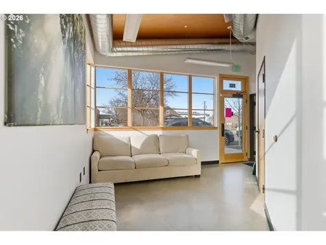 544 SW 4th Street Redmond OR 97756