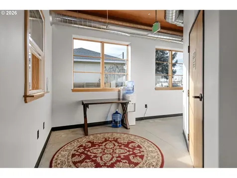 544 SW 4th Street Redmond OR 97756
