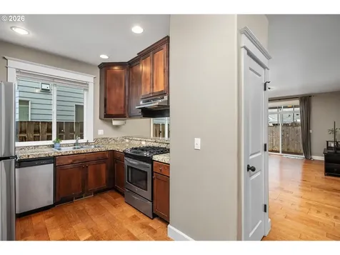 5407 SE Flavel Street Portland OR 97206