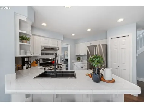 5346 NW Wickiup Way Portland OR 97229