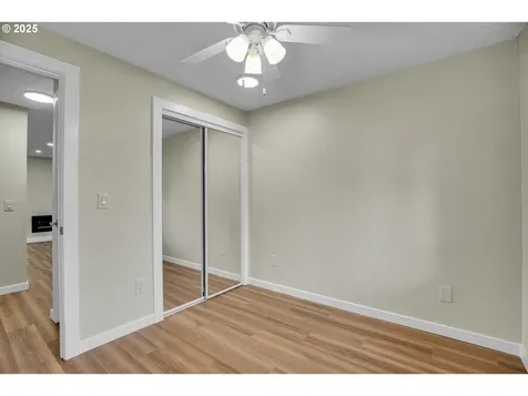 2386 NE Thomas Street Hillsboro OR 97124