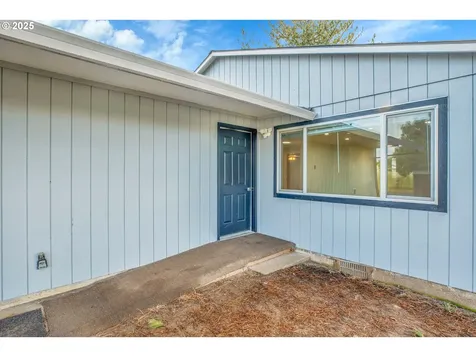 2386 NE Thomas Street Hillsboro OR 97124