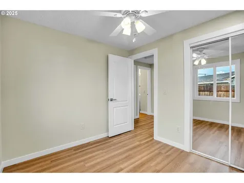 2386 NE Thomas Street Hillsboro OR 97124