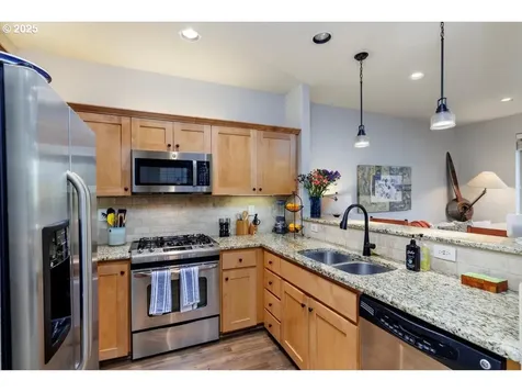 15109 SW Canyon Wren Way Beaverton OR 97007