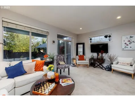 15109 SW Canyon Wren Way Beaverton OR 97007