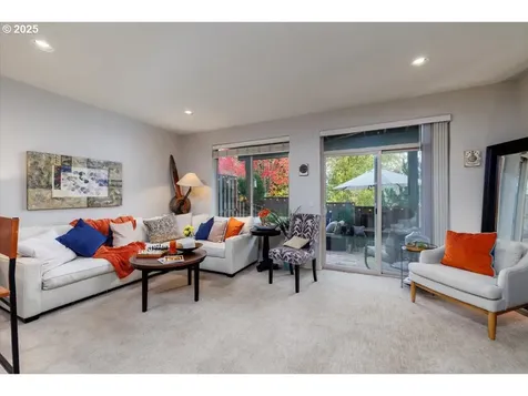 15109 SW Canyon Wren Way Beaverton OR 97007