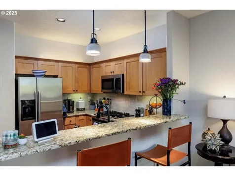 15109 SW Canyon Wren Way Beaverton OR 97007