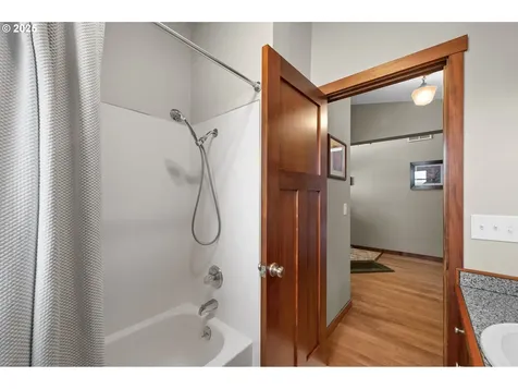 16516 SW Jesse Court Beaverton OR 97007