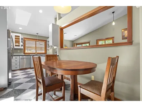 16516 SW Jesse Court Beaverton OR 97007