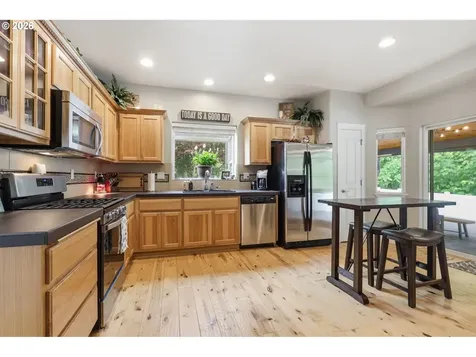1090 N 26th Terrace Cornelius OR 97113