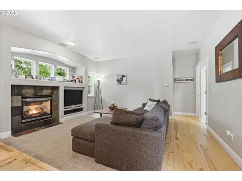 1090 N 26th Terrace Cornelius OR 97113
