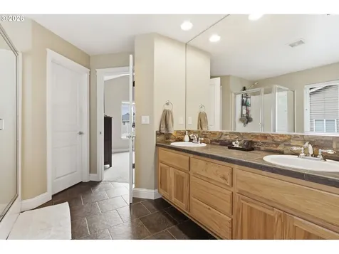 1090 N 26th Terrace Cornelius OR 97113
