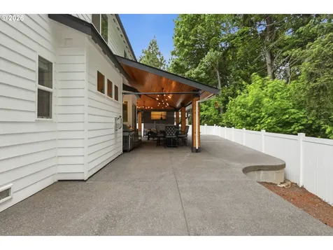 1090 N 26th Terrace Cornelius OR 97113