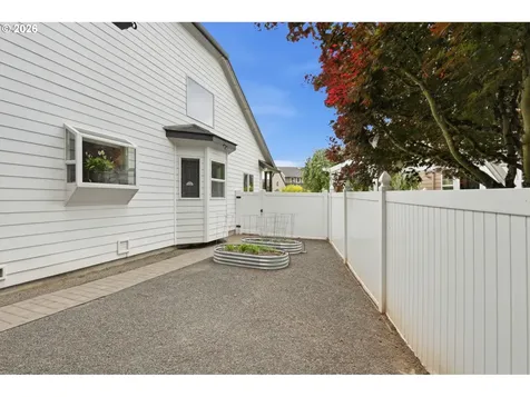 1090 N 26th Terrace Cornelius OR 97113