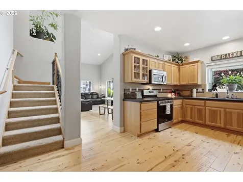 1090 N 26th Terrace Cornelius OR 97113