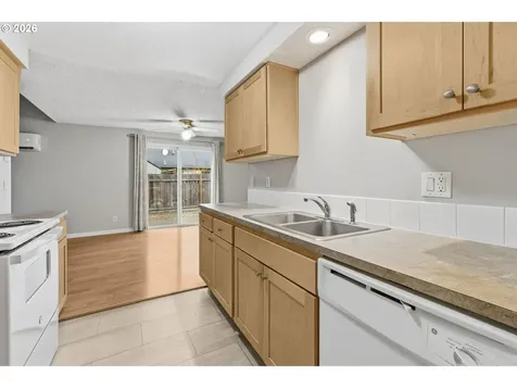 4671 Royal Avenue Eugene OR 97402