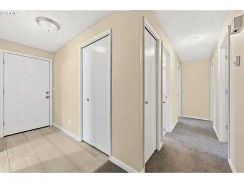 4671 Royal Avenue Eugene OR 97402