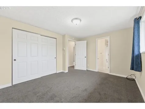4671 Royal Avenue Eugene OR 97402