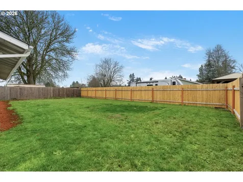 4671 Royal Avenue Eugene OR 97402