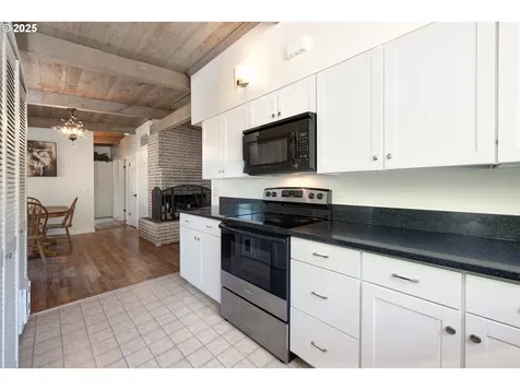 5370 SW Washington Avenue Beaverton OR 97005