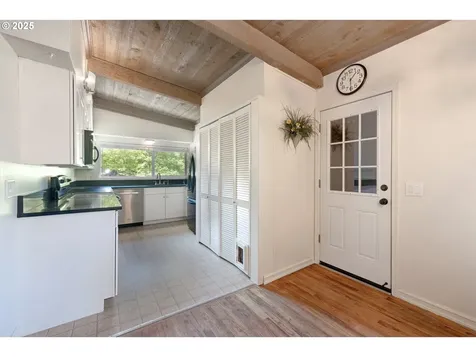 5370 SW Washington Avenue Beaverton OR 97005