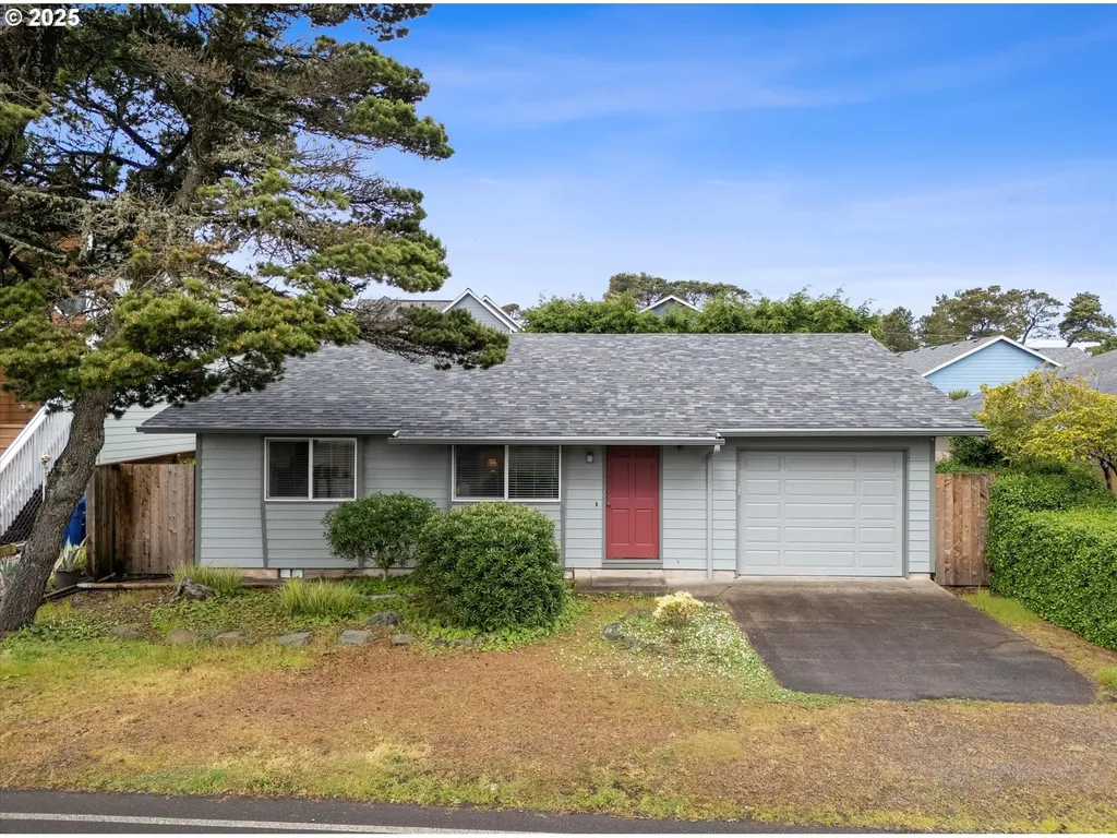 2147 NW Keel Avenue Lincoln City OR 97367