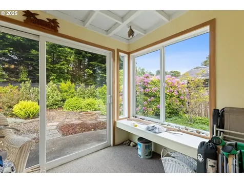 2147 NW Keel Avenue Lincoln City OR 97367