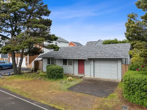 2147 NW Keel Avenue Lincoln City OR 97367