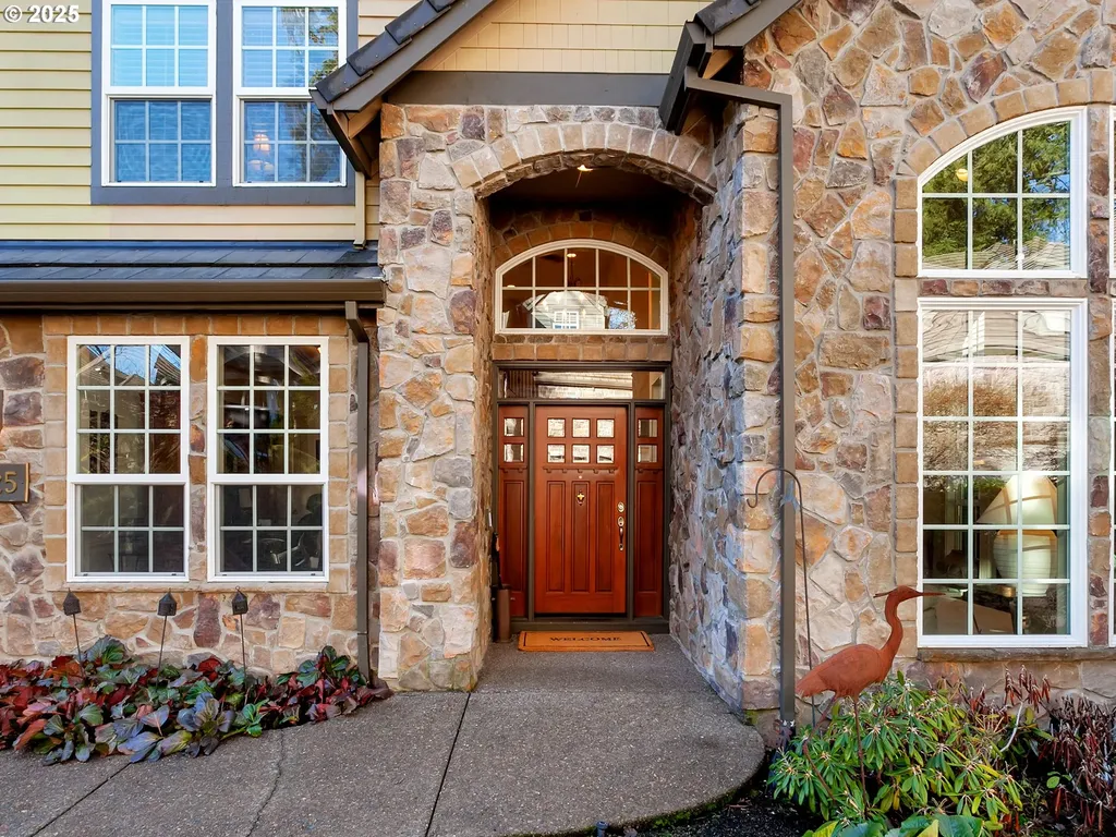 2625 Beacon Hill Drive West Linn OR 97068