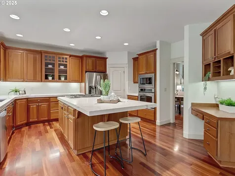 2625 Beacon Hill Drive West Linn OR 97068