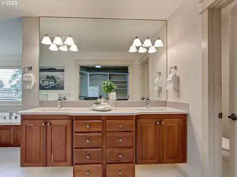 2625 Beacon Hill Drive West Linn OR 97068