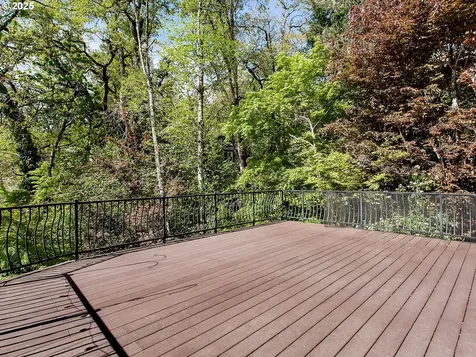 2625 Beacon Hill Drive West Linn OR 97068