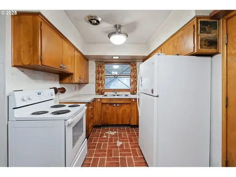 4620 SE 104th Avenue Portland OR 97266