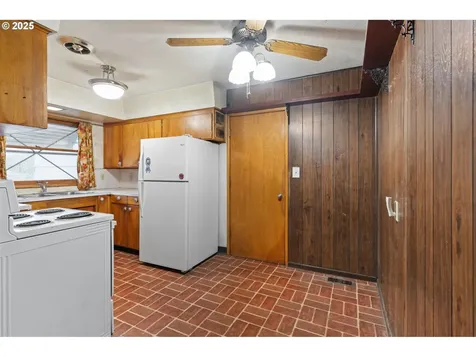 4620 SE 104th Avenue Portland OR 97266