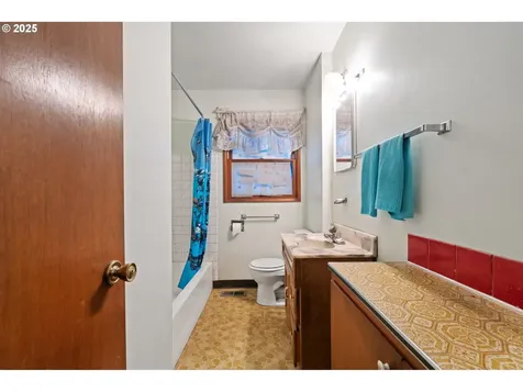 4620 SE 104th Avenue Portland OR 97266