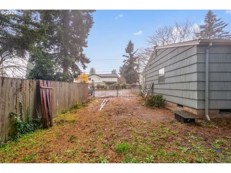 4620 SE 104th Avenue Portland OR 97266